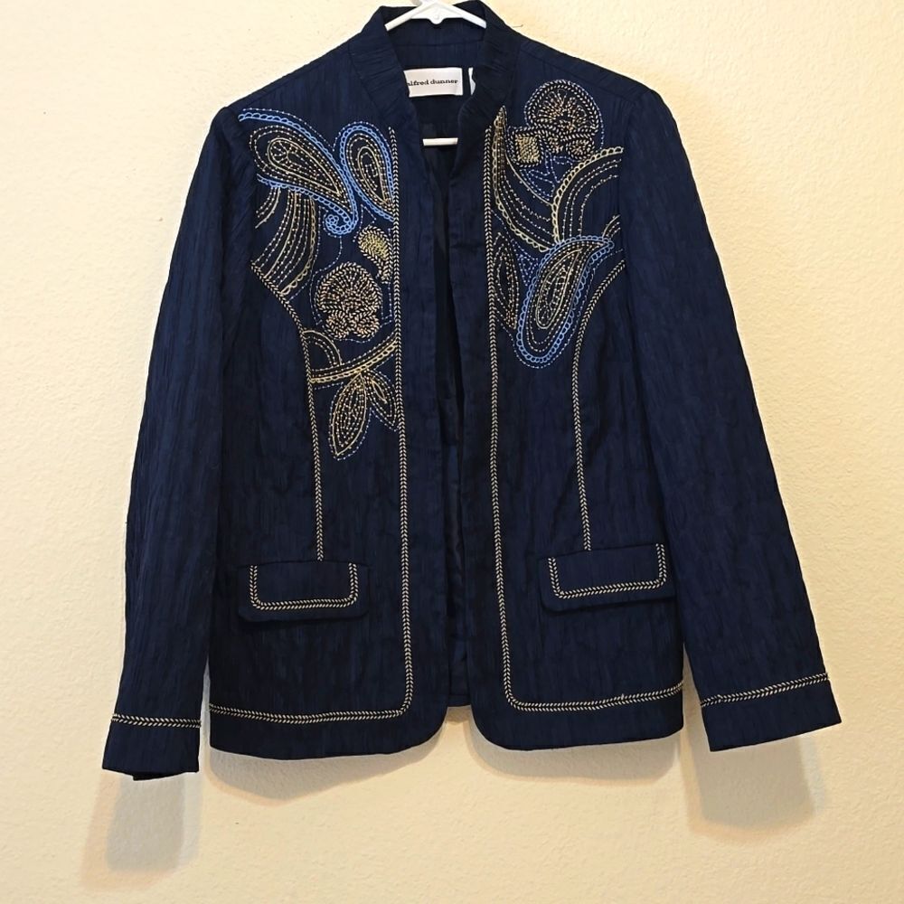 - Alfred Dunner Embroidered Jacket Coat size 10